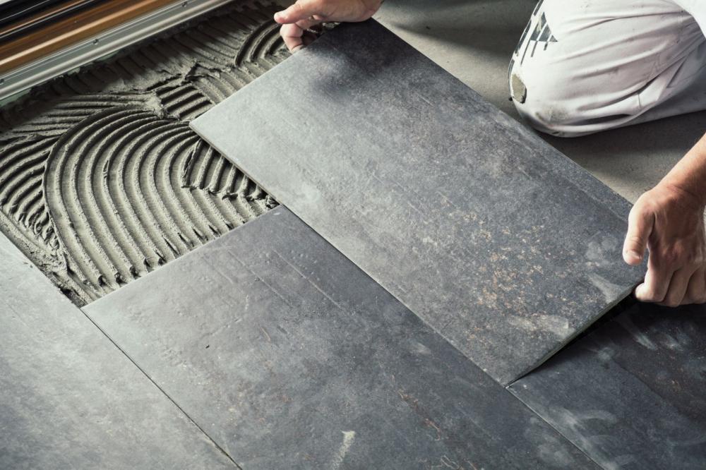 carrelage foncé